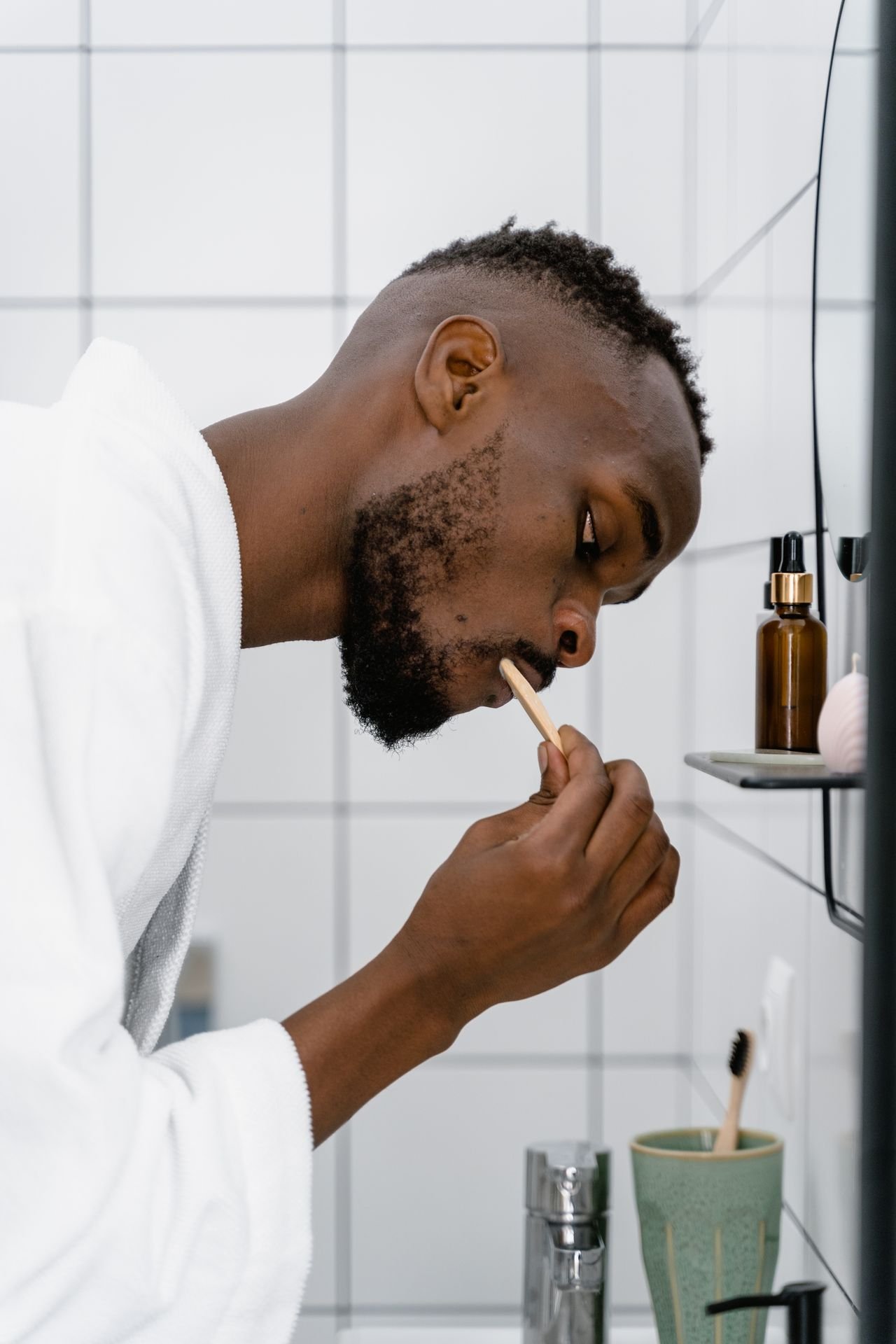 Dental Hygiene : Its Benefits and the Risks Associated With Poor Hygiene dental-hygiene